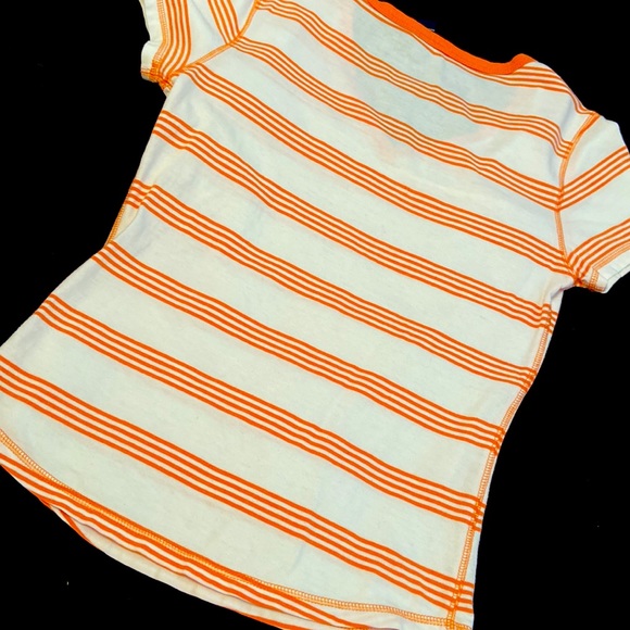 🎉HOST PICK 🤩Vintage stripe faux Henley cotton tee from the 90s weighted cotton - Picture 9 of 14